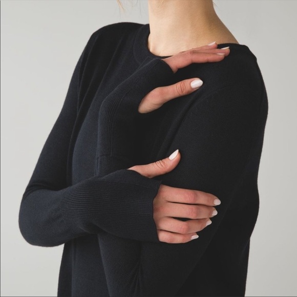 LULULEMON Bring it Backbend open back sweater S xs black slim fitted relaxed - Picture 3 of 9
